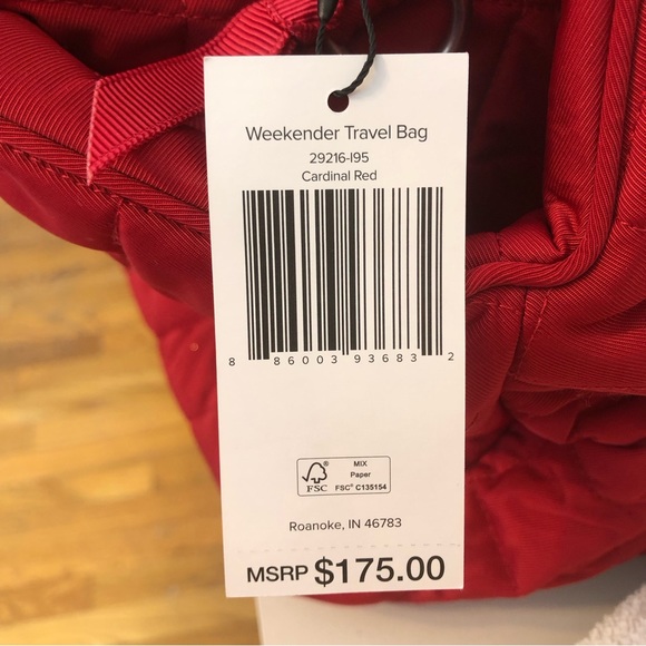 Vera Bradley Performance Twill Weekender Travel Carry-On Bag Duffle Red luggage - Picture 2 of 11